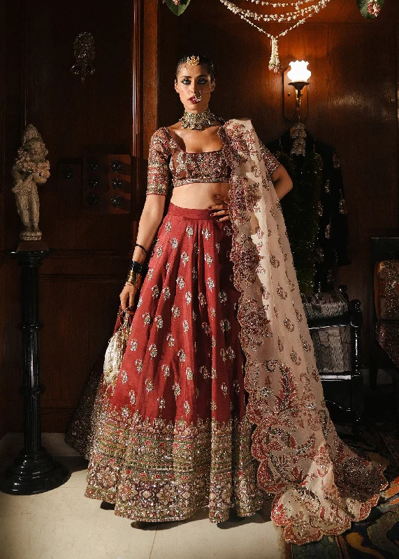 Indian Wedding Dress in Bridal Choli and Lehenga Style Sparkling Wedding Dress